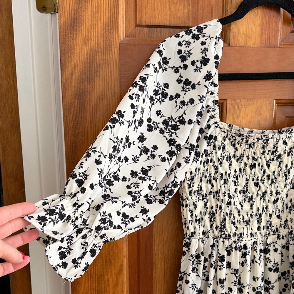 Bohme Black and White Floral Midi Dress - Picture 3 of 4